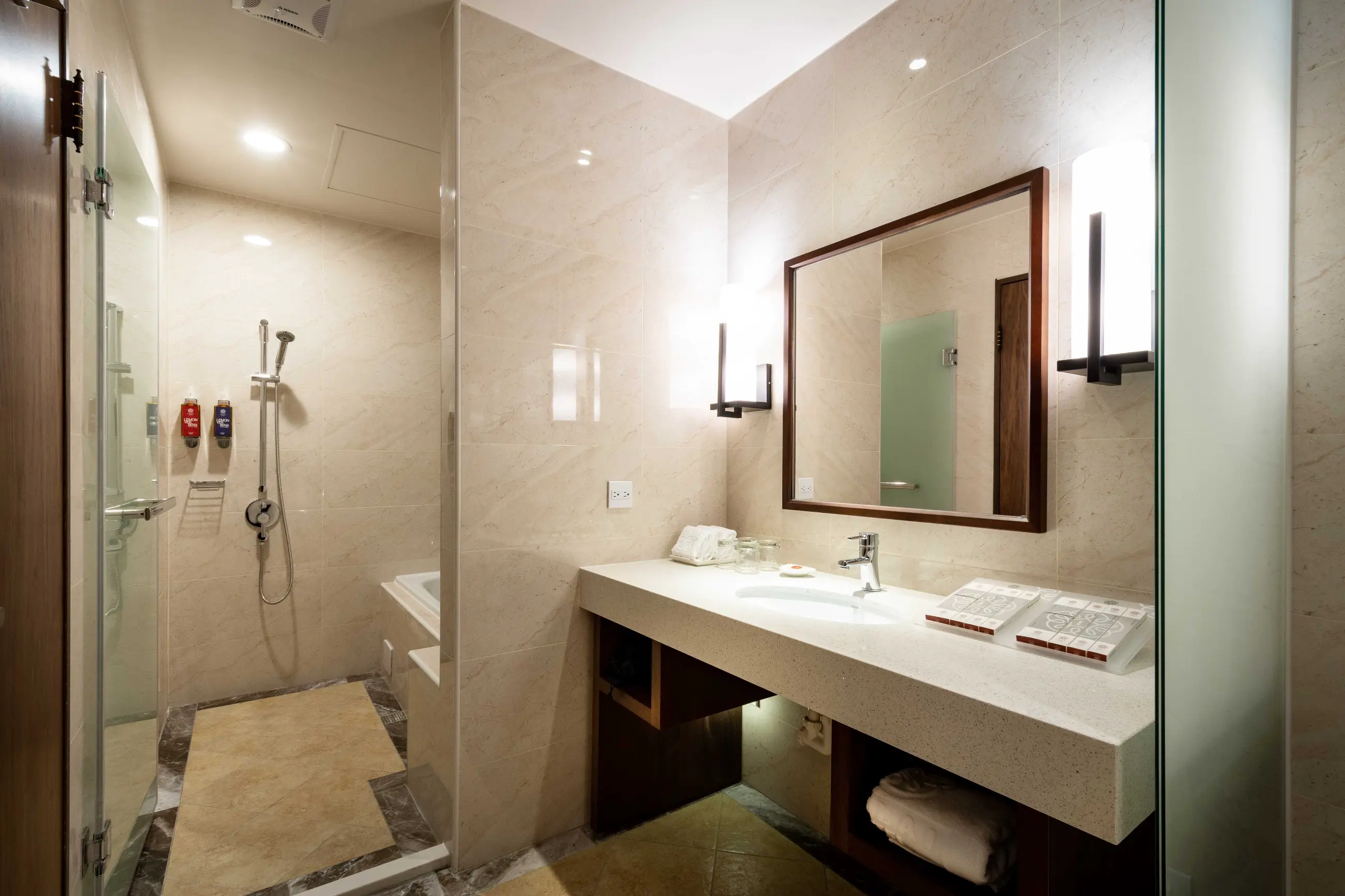 雀躍四人客房(無窗) SCA